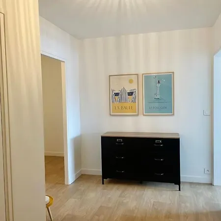 Appartement Vue Port De Plaisance : Le Voilier *