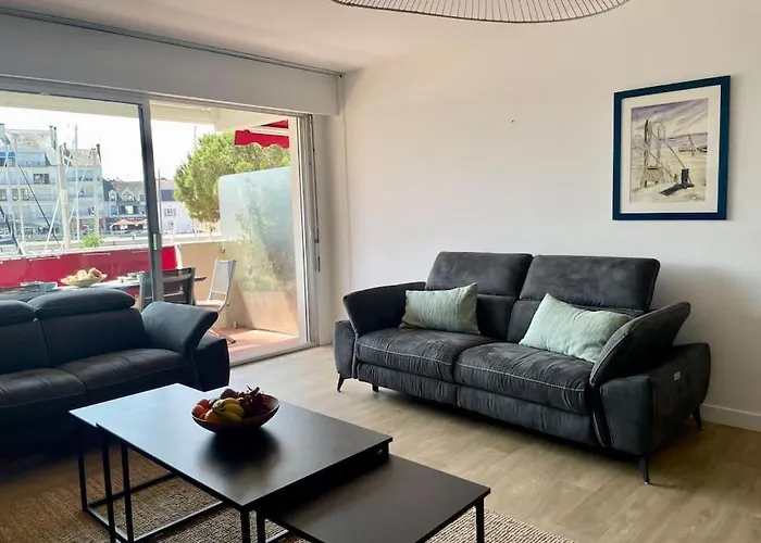 Vue Port De Plaisance : Le Voilier Apartment *