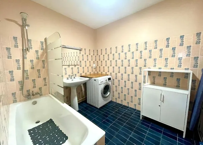 Vue Port De Plaisance : Le Voilier Apartment *